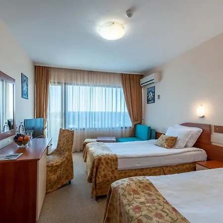 Хотел Burgas 4*